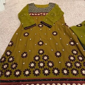 Salwar Kameez Olive and Black Floral 3 Piece Suit
